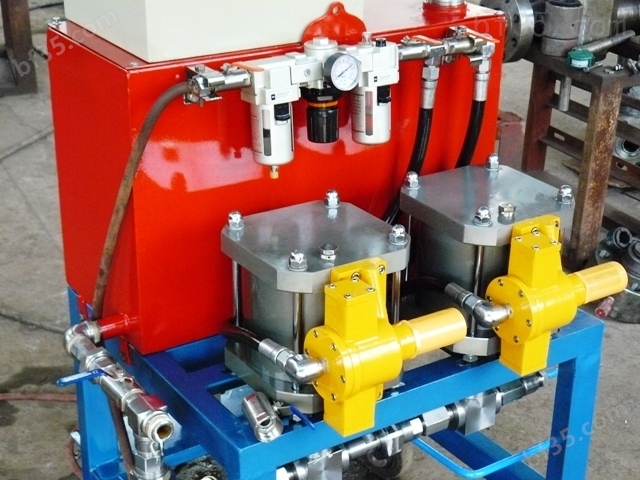 管材水压试压泵——老式QY气动试压泵
